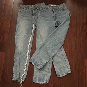 Classic Levi’s Blue Denim Jeans